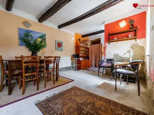 Prodej rodinného domu, Cholina, 333 m2