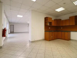 Pronájem obchodního prostoru, Modřice, Brněnská, 158 m2