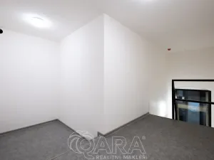 Pronájem obchodního prostoru, Brandýs nad Labem-Stará Boleslav - Brandýs nad Labem, Masarykovo náměstí, 92 m2