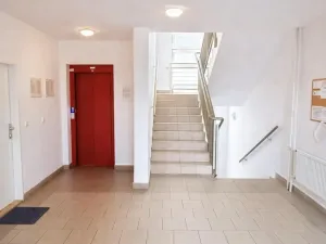 Pronájem bytu 1+kk, Praha - Michle, Pod Bohdalcem I, 50 m2