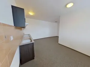 Pronájem bytu 1+kk, Třebíč, Mrštíkova, 31 m2