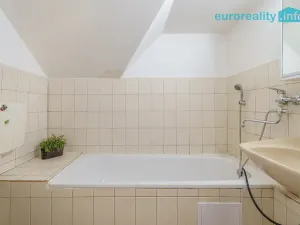 Pronájem bytu 1+kk, Nejdek, Husova, 40 m2