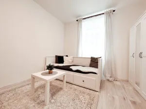 Pronájem bytu 1+kk, Milovice - Mladá, Slepá, 30 m2