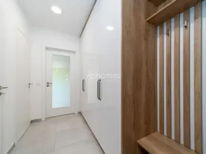 Pronájem bytu 2+kk, Praha - Vokovice, K Červenému vrchu, 59 m2