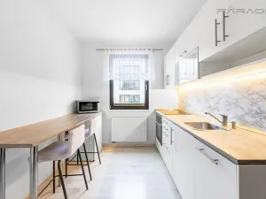 Pronájem bytu 1+kk, Praha - Jinonice, Kačírkova, 34 m2