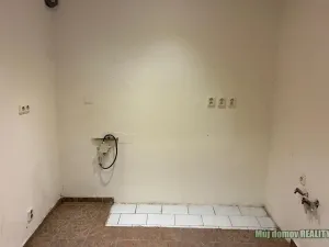 Pronájem obchodního prostoru, Praha - Záběhlice, Střimelická, 141 m2