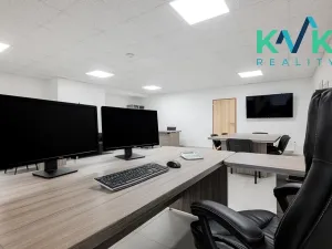 Prodej kanceláře, Karlovy Vary, Spálená, 92 m2