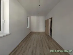 Prodej bytu 2+kk, Praha - Pitkovice, V Pitkovičkách, 39 m2