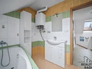 Prodej rodinného domu, Hrochův Týnec, Zámecká, 126 m2