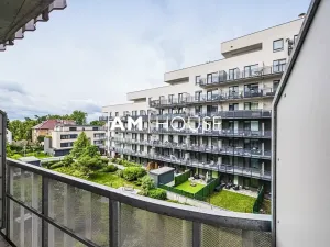 Pronájem bytu 1+kk, Praha - Strašnice, Zvěřinova, 51 m2