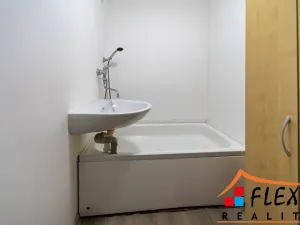 Prodej bytu 1+kk, Orlová - Lutyně, Osvobození, 31 m2