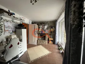 Prodej rodinného domu, Vlčková, 237 m2