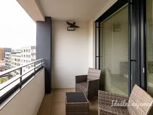 Pronájem bytu 2+kk, Praha, Jankovcova, 55 m2