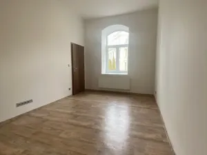 Pronájem bytu 2+1, Opava - Předměstí, Komenského, 69 m2