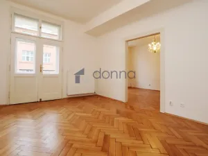 Pronájem bytu 2+1, Praha, Blanická, 85 m2