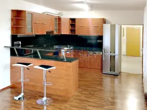 Pronájem bytu 3+kk, Praha, Pod Harfou, 76 m2