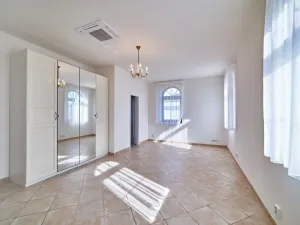 Pronájem vily, Praha - Nebušice, Nebušická, 255 m2