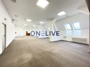 Pronájem kanceláře, Plzeň, náměstí T. G. Masaryka, 365 m2