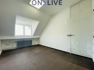 Pronájem kanceláře, Plzeň, náměstí T. G. Masaryka, 365 m2