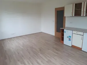 Pronájem bytu 1+kk, Praha - Hostivař, Záveská, 33 m2
