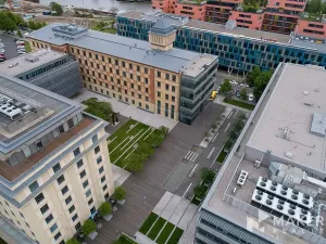 Pronájem kanceláře, Praha - Holešovice, V háji, 330 m2