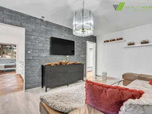 Prodej bytu 3+1, Hodonín, Velkomoravská, 69 m2