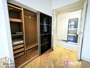 Pronájem bytu 2+1, Praha - Nusle, náměstí Generála Kutlvašra, 54 m2