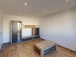 Pronájem bytu 3+1, Plzeň - Skvrňany, Křimická, 64 m2