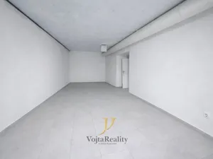 Pronájem obchodního prostoru, Olomouc, tř. Svobody, 58 m2