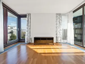 Pronájem bytu 2+kk, Praha - Žižkov, Ke kapslovně, 67 m2