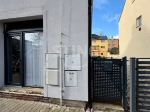 Pronájem obchodního prostoru, Kralupy nad Vltavou, 50 m2