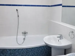 Pronájem bytu 1+kk, Praha - Horní Měcholupy, Boloňská, 40 m2