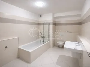 Pronájem bytu 2+kk, Praha - Střížkov, Makedonská, 56 m2