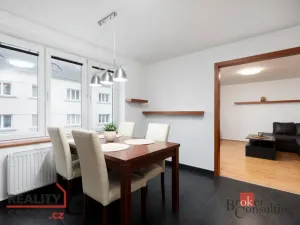 Prodej bytu 2+1, Opava - Předměstí, Vyhlídalova, 64 m2