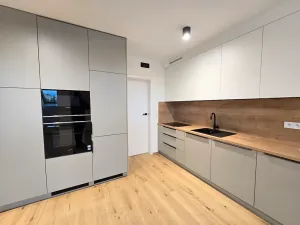 Pronájem bytu 3+kk, Praha - Vršovice, Ruská, 84 m2