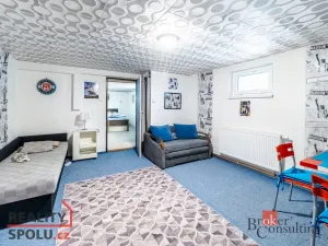 Prodej rodinného domu, Nové Hrady, Zahradní čtvrť, 214 m2