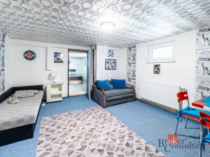 Prodej rodinného domu, Nové Hrady, Zahradní čtvrť, 214 m2