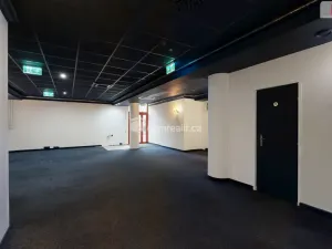 Pronájem obchodního prostoru, Orlová - Lutyně, U Centrumu, 88 m2