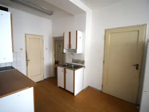 Prodej bytu 2+1, Praha - Dejvice, Kafkova, 59 m2