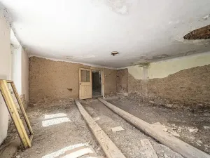 Prodej obchodního prostoru, Chrášťany, 105 m2