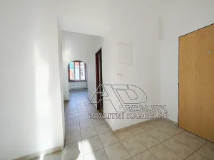 Pronájem bytu 2+1, České Budějovice, 54 m2