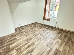 Pronájem bytu 2+1, Liberec, Tanvaldská, 50 m2