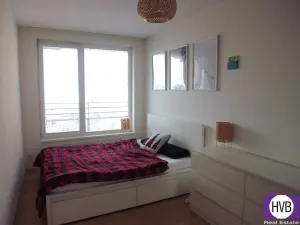Pronájem bytu 2+kk, Praha, Hnězdenská, 44 m2