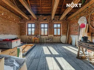 Prodej rodinného domu, Štíty, nám. Míru, 267 m2