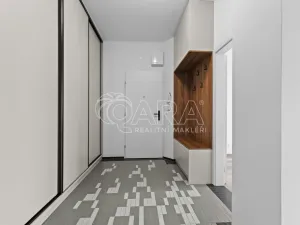 Pronájem bytu 2+kk, Praha - Holešovice, Ortenovo náměstí, 49 m2