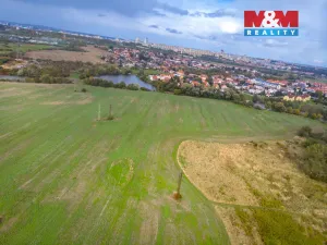 Prodej pole, Praha - Šeberov, 2421 m2