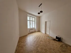 Pronájem bytu 2+1, Praha - Nové Město, Školská, 75 m2