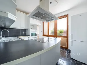 Pronájem bytu 4+1, Třeboň, Lesní, 125 m2