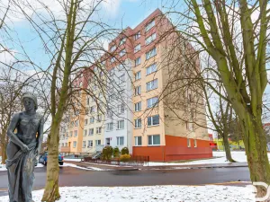 Prodej bytu 2+kk, Praha, Bazovského, 44 m2