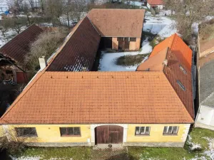 Prodej komerční nemovitosti, Budišov, 678 m2